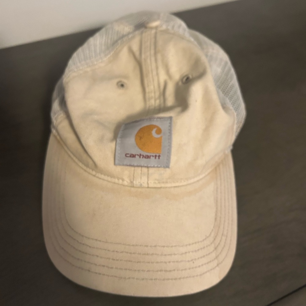 CARHARTT  baseball hat.
